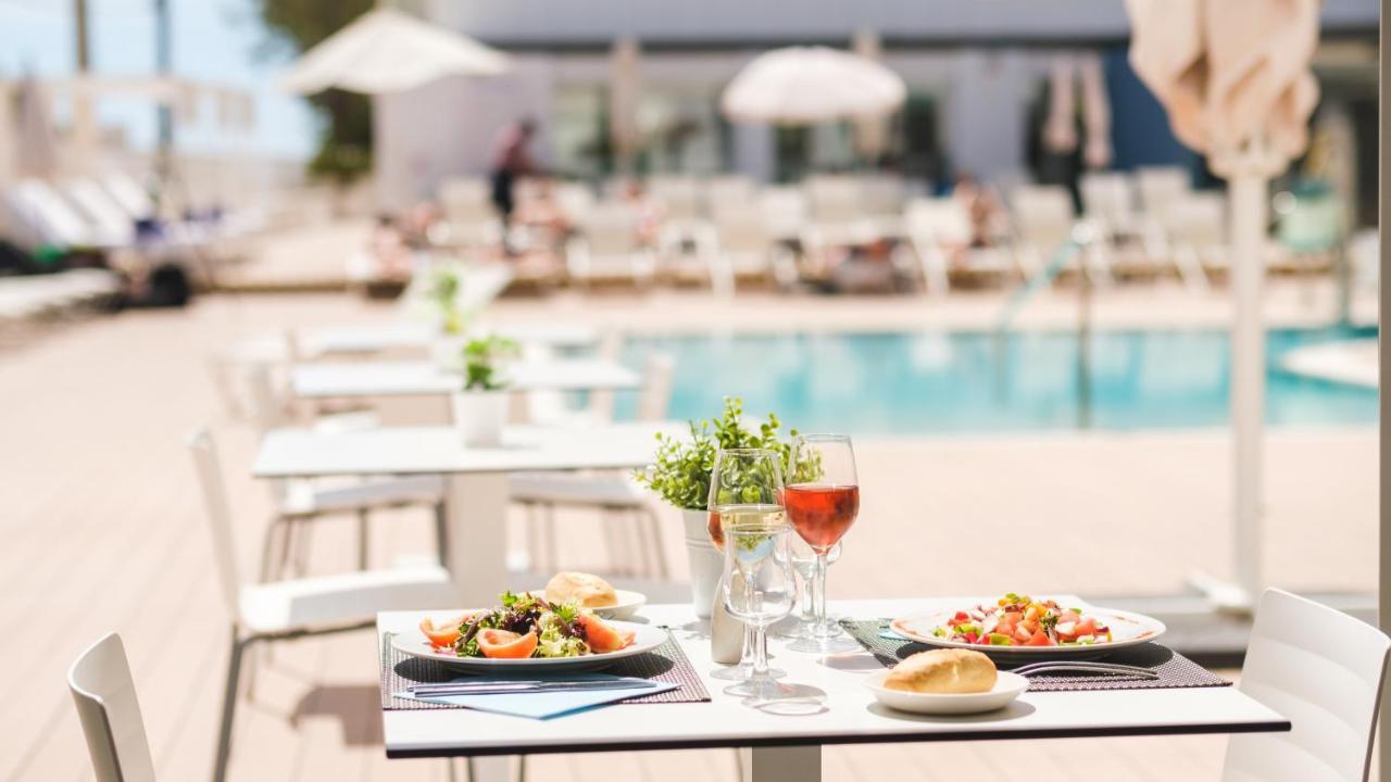 Welikehotel Triton Beach (Adults Only) Cala Ratjada  Kültér fotó